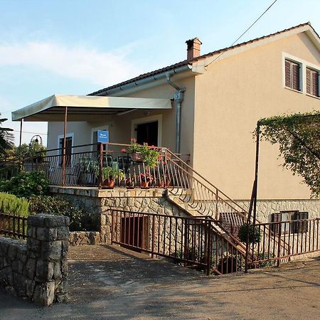Apartment Mare Krk Milohnici Exterior foto